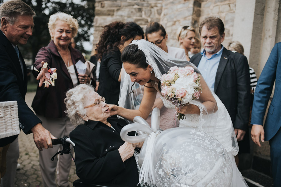 Kirchliche Traung Bad Hönningen Hochzeit Schloss Arenfels