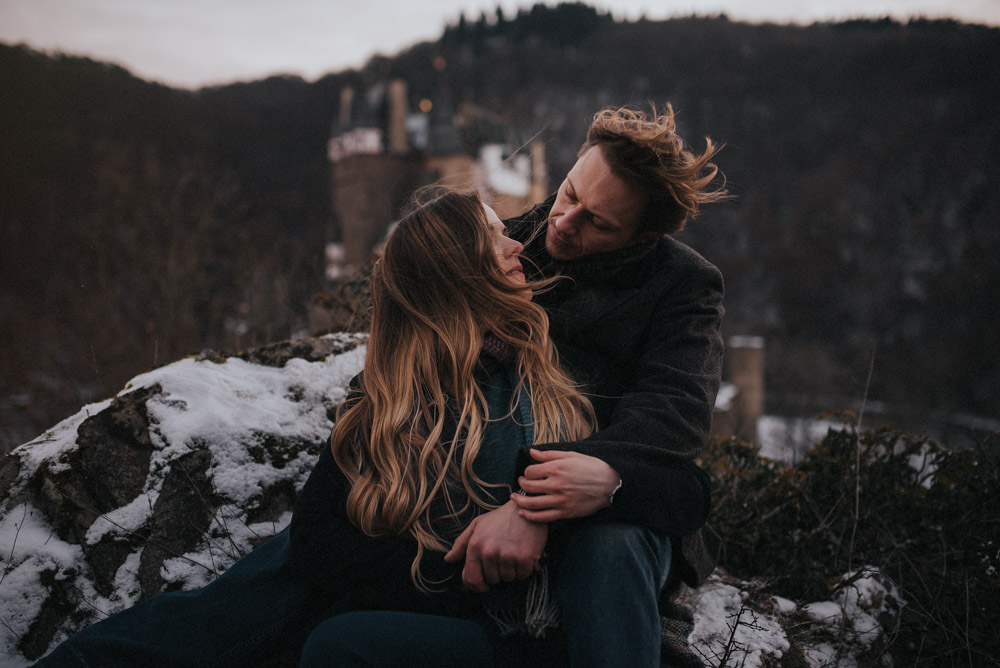 Paarshooting Burg Eltz Hochzeitsfotograf Koblenz