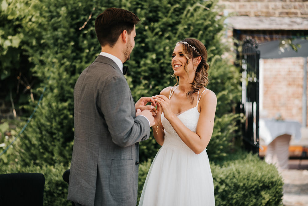 Scheunenhochzeit in Holland Stadbroekermolen Freie Trauung