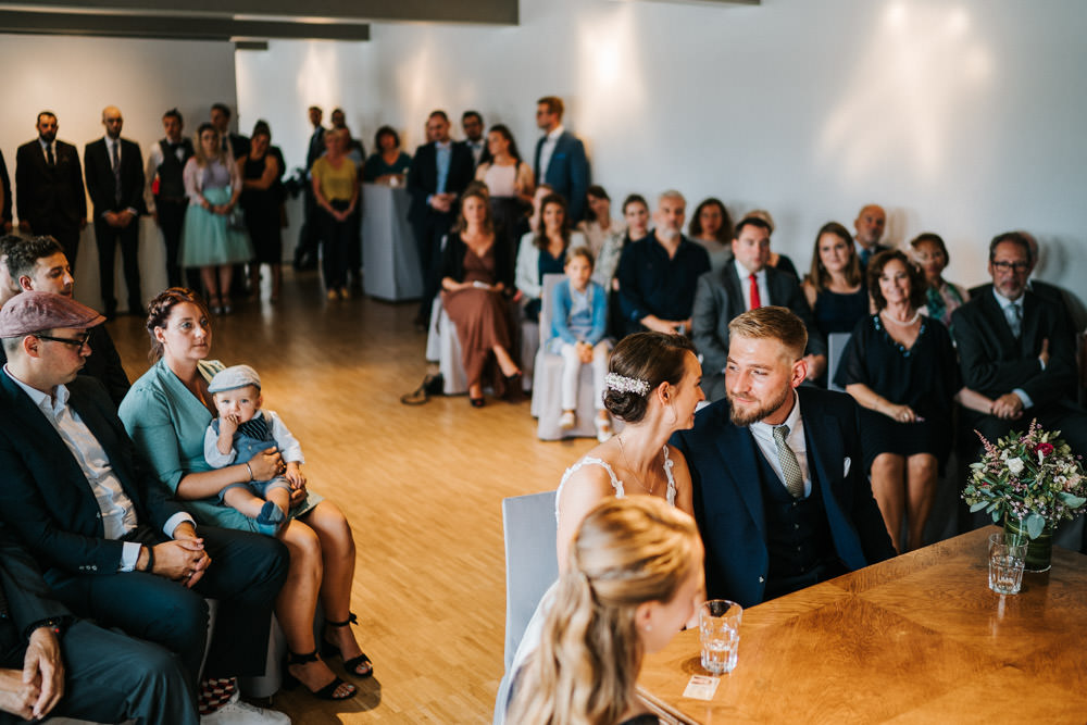 Standesamtlich Heiraten im Kunstsalon Köln Südstadt