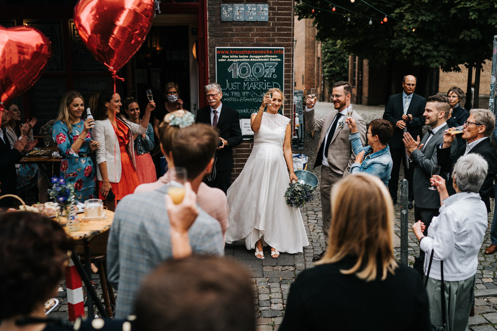 Hochzeit Düsseldorf Altstadt Kneipe Kneipentour Altbier