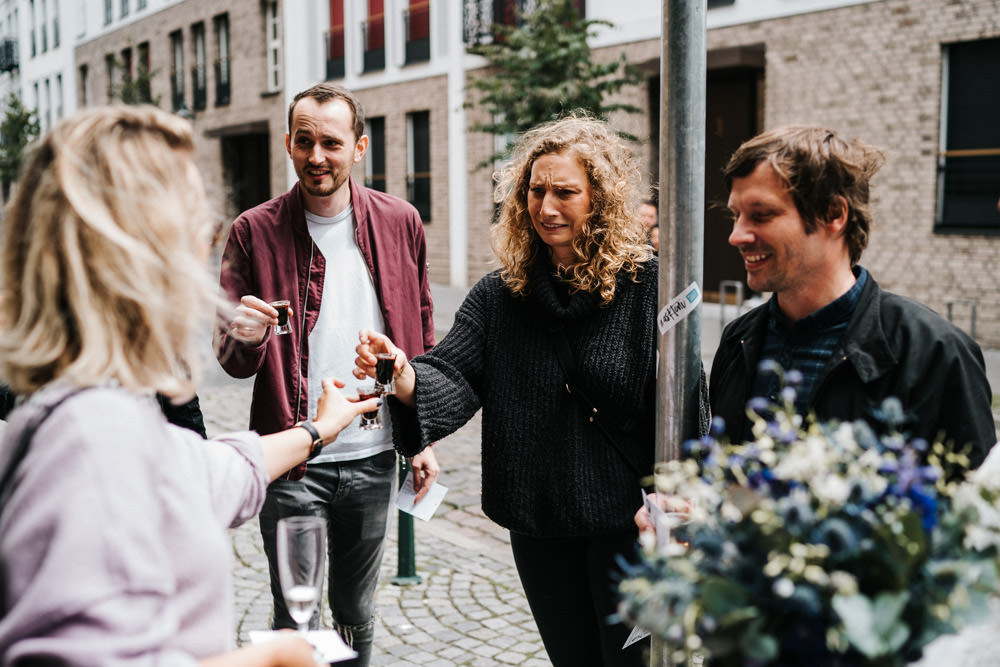 Hochzeit Düsseldorf Altstadt Kneipe Kneipentour Altbier