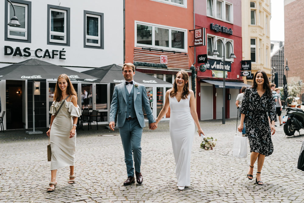 Südstadt Hochzeit in Köln beim Getting Ready
