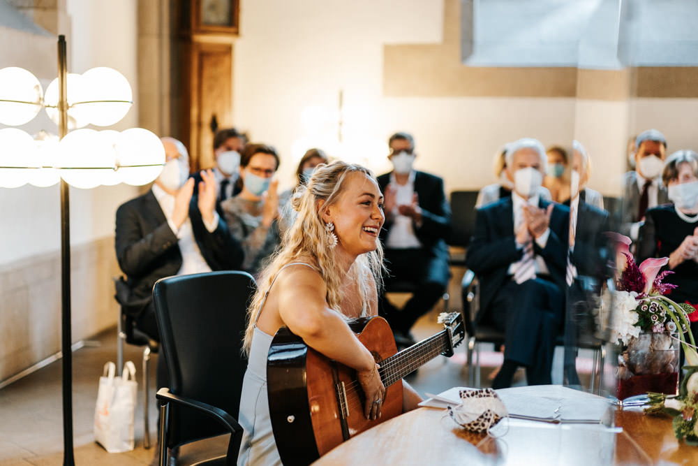 Südstadt Hochzeit in Köln Trauung im Historischen Rathaus Köln