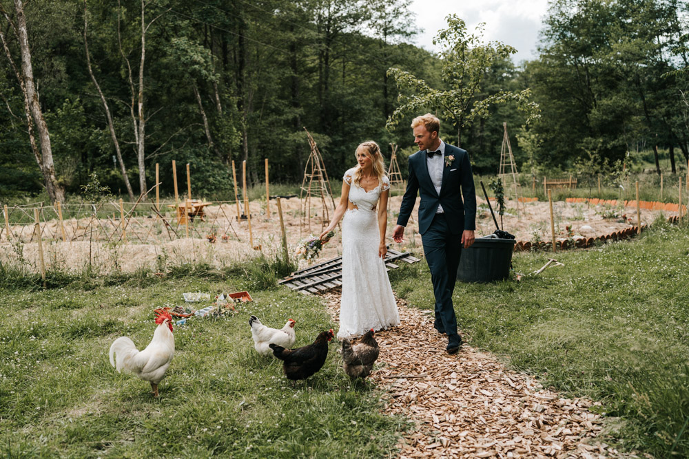 Midsommar Hochzeit mit Stretchzelt auf Gut Neuwerk