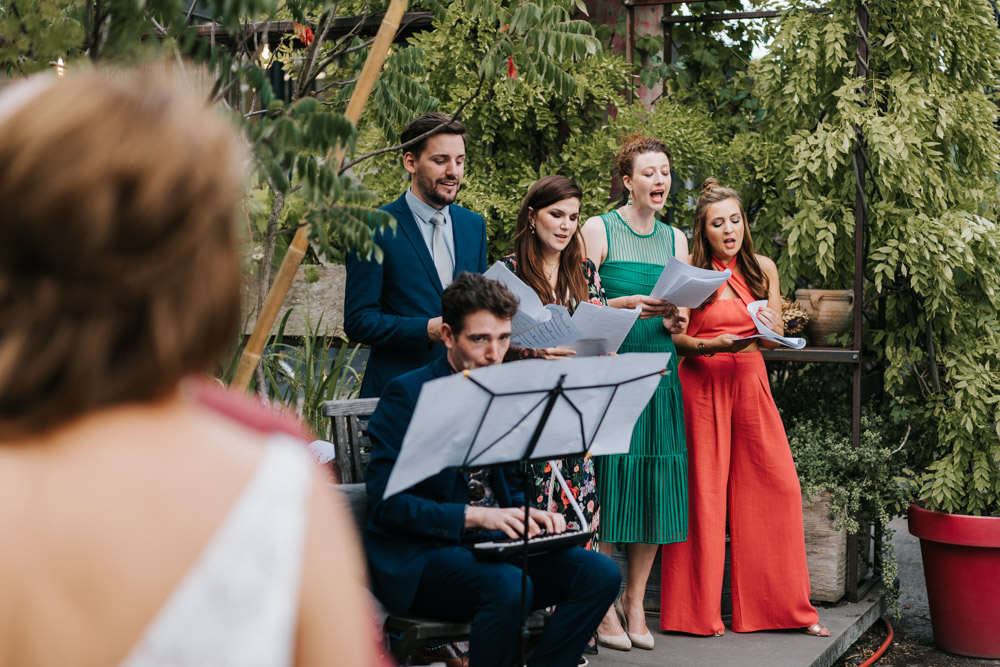 Lockere Hochzeitsfotos DeinSpeisesalon Sommerhochzeit